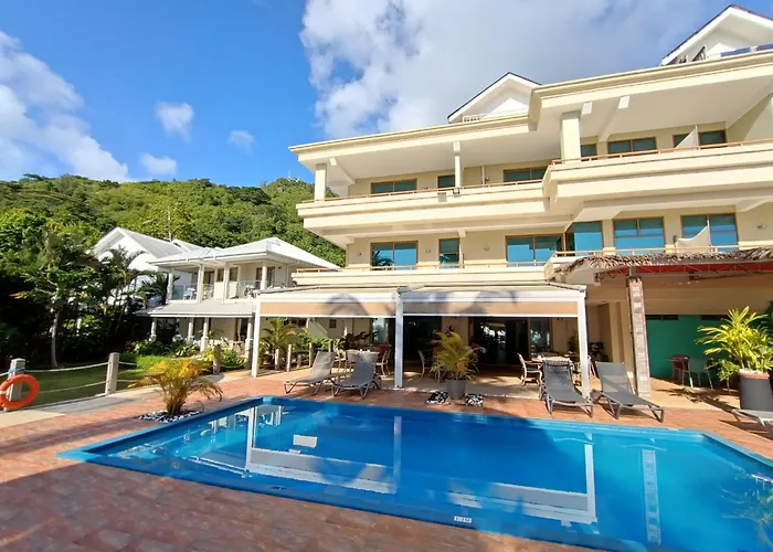 Crown Beach Hotel Seychelles