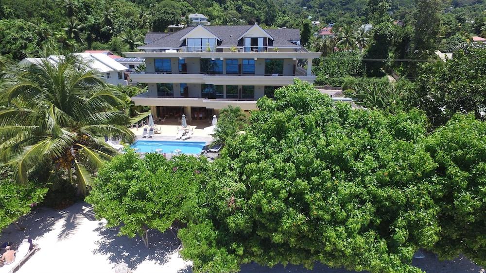 Crown Seychelles Pointe Au Sel